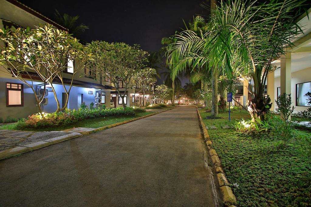 The Jayakarta Anyer Hotel Exterior photo